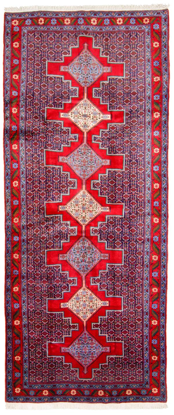 Persian Senneh 4'7
